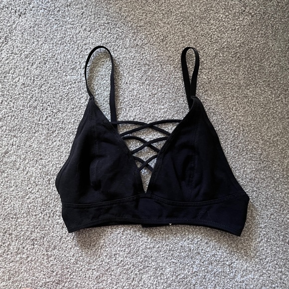 Out from under bralette bundle - Picture 5 of 6